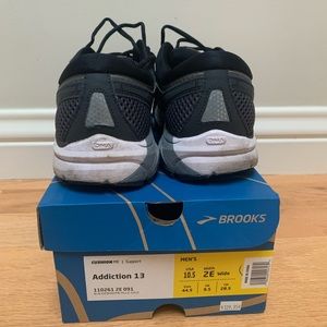 Men’s Brooks size 10.5